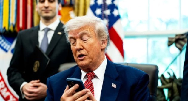 Tổng thống Trump tự phá kỷ lục về số bài đăng trên mạng xã hội