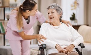 Hỗ trợ chăm sóc tại Đức: tận dụng khoản tiền bảo hiểm không để lãng phí