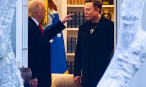 /thumb/thumb.php?src=images/stories/content/2025/06/06/1_tinh-huynh-de-trump-musk-tan-vo-voi-man-cong-kich-kich-liet.jpg&w=300&h=180&zc=1&q=80&a=c