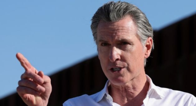 Thống đốc California: 'Ông Trump đang hủy hoại nền dân chủ Mỹ'