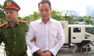Cựu phó bí thư Vĩnh Phúc xin Hậu 'Pháo' 500.000 USD và 5 tỷ đồng
