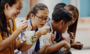 Sinh viên đại học Việt Nam tiêu trung bình 6,4 triệu VND/tháng nhưng thường...