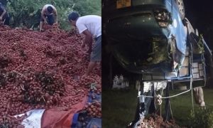 Vụ xe vải lật bị người dân
