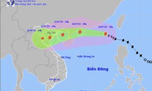 Bão số 3 mạnh lên cấp 11, tăng thêm 2 cấp trong ngày