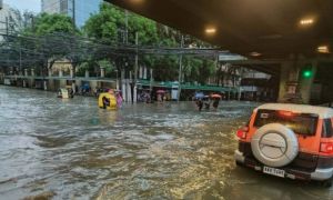 Hàng nghìn người Philippines sơ tán vì mưa lũ sau bão Wipha