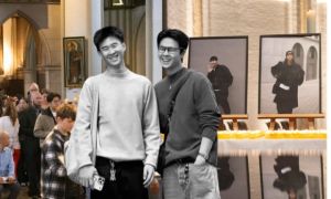 Hai anh em song sinh người Việt qua đời trong vụ tai nạn giao thông tại Đức