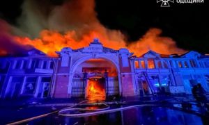 Máy bay không người lái Nga tấn công chợ Pryvoz lịch sử ở Odessa, gây thiệt...