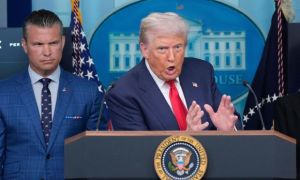 Chatbot Grok gọi Donald Trump là