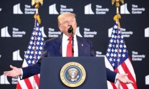 Ông Trump cảnh báo hậu quả nếu Tổng thống Putin ngăn cản hòa bình với Ukraine