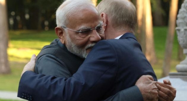 Ấn Độ hưởng lợi từ khó khăn của Nga trong xuất khẩu dầu