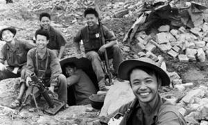 Gặp lại người lính trong bức ảnh 'Nụ cười chiến thắng bên Thành cổ Quảng Trị'