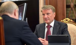 Tổng giám đốc ngân hàng Sberbank cảnh báo kinh tế Nga đối mặt nguy cơ suy...