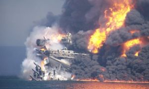 Ukraine tung đòn xa nghìn km, nhấn chìm cảng dầu chiến lược Nga trong biển...