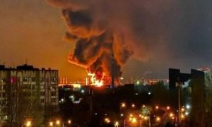 Ukraine gia tăng tấn công hạ tầng dầu mỏ của Nga