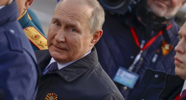 Phe diều hâu quay lưng với Điện Kremlin, ủng hộ ông Putin lung lay