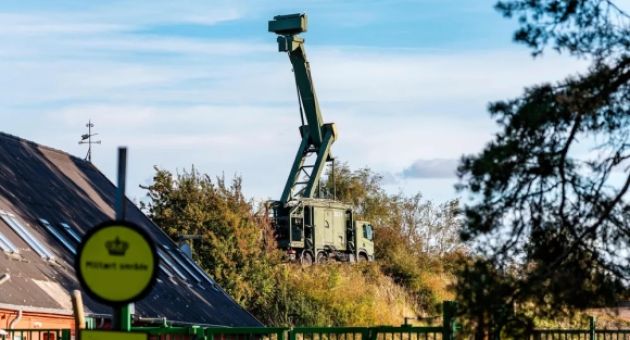 UAV xâm nhập sân bay, ứng xử sao?