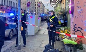 Vụ nổ súng ở Berlin: Ít nhất hai người bị thương, cảnh sát chặn xe chứa vũ khí