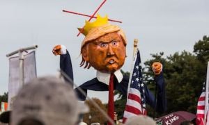 Hàng triệu người Mỹ xuống đường biểu tình chống chính quyền Trump với khẩu...